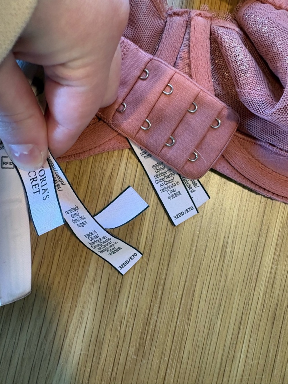 Bra Bundle (mostly Victoria Secret) - Picture 8 of 9